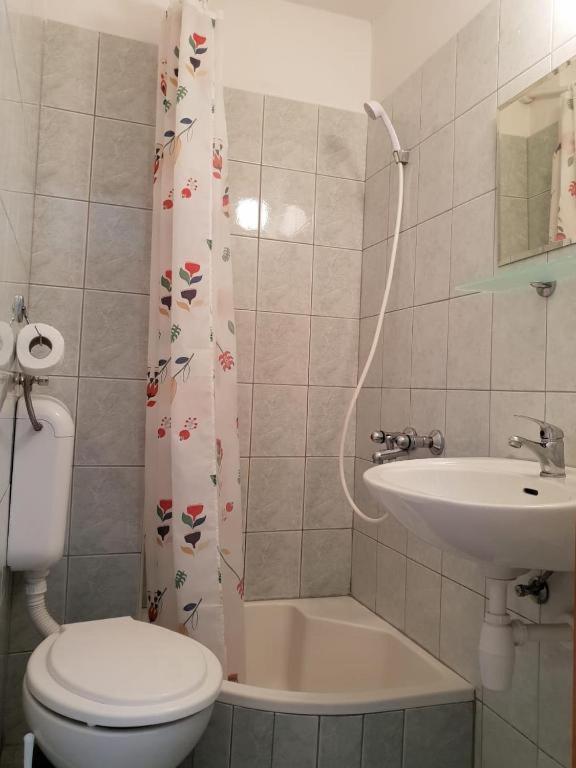 Apartments Kovacic Makarska Bagian luar foto