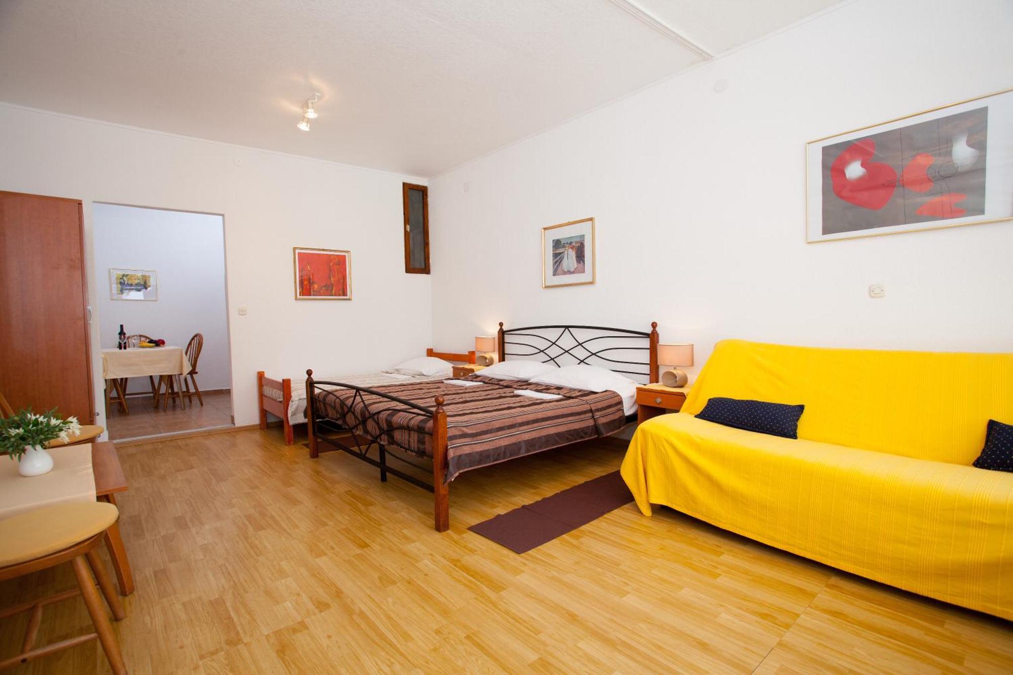Apartments Kovacic Makarska Ruang foto