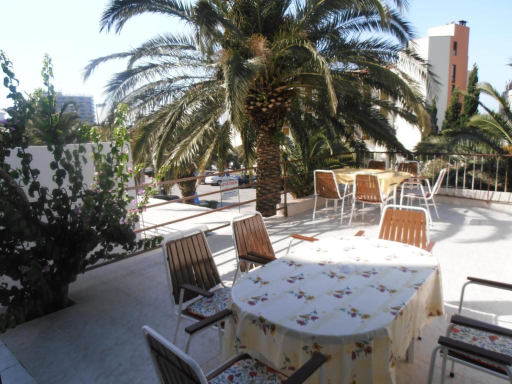 Apartments Kovacic Makarska Ruang foto