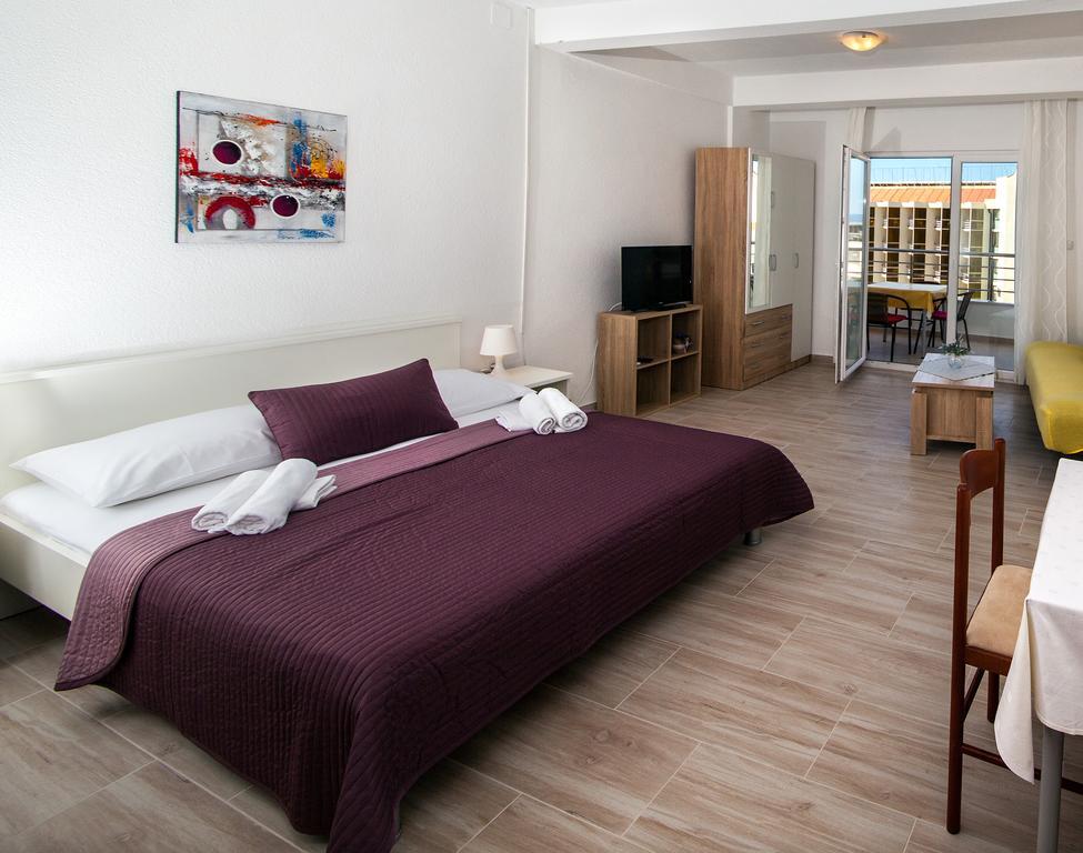 Apartments Kovacic Makarska Bagian luar foto