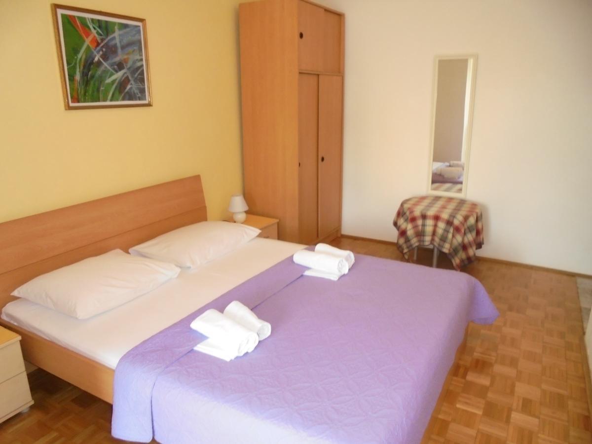 Apartments Kovacic Makarska Ruang foto